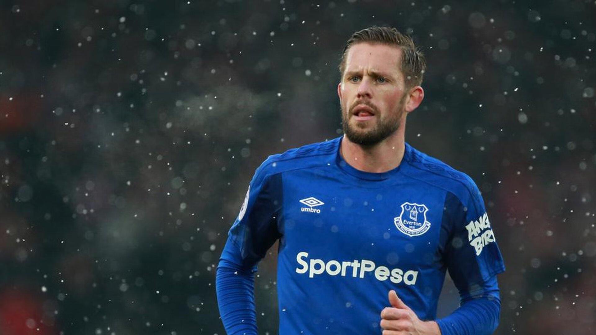 _勇士队外线火力全开，连续得分_，勇士队的